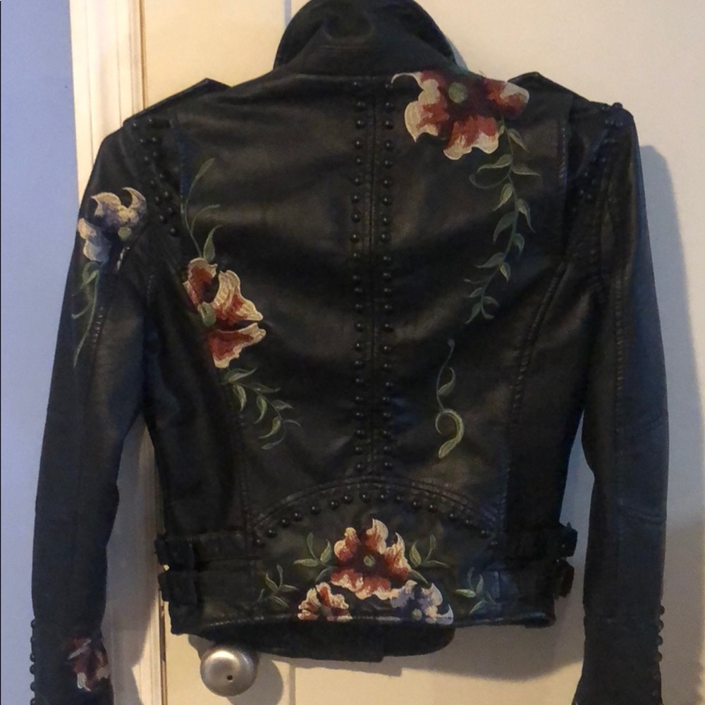 leather jacket - Picture 3 of 3